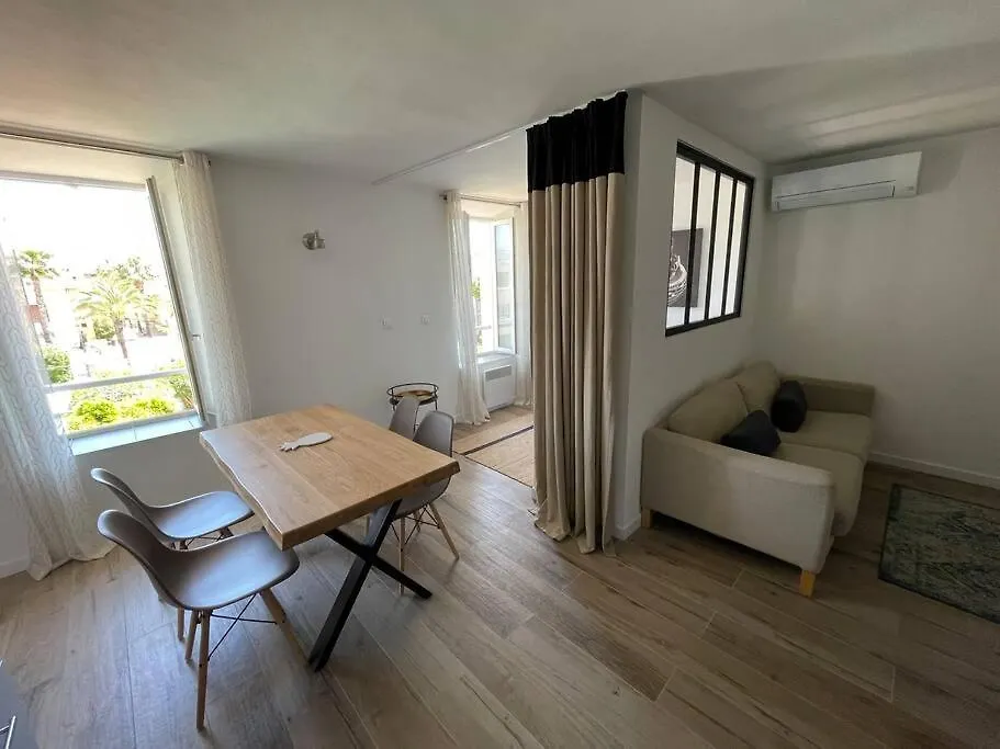 Tres Bel Appartement, Port Sanary, Apartment